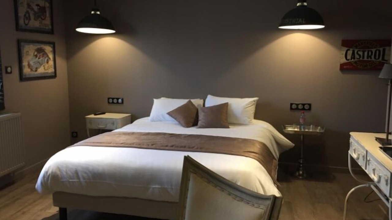 Photo of Bedroom in Courset