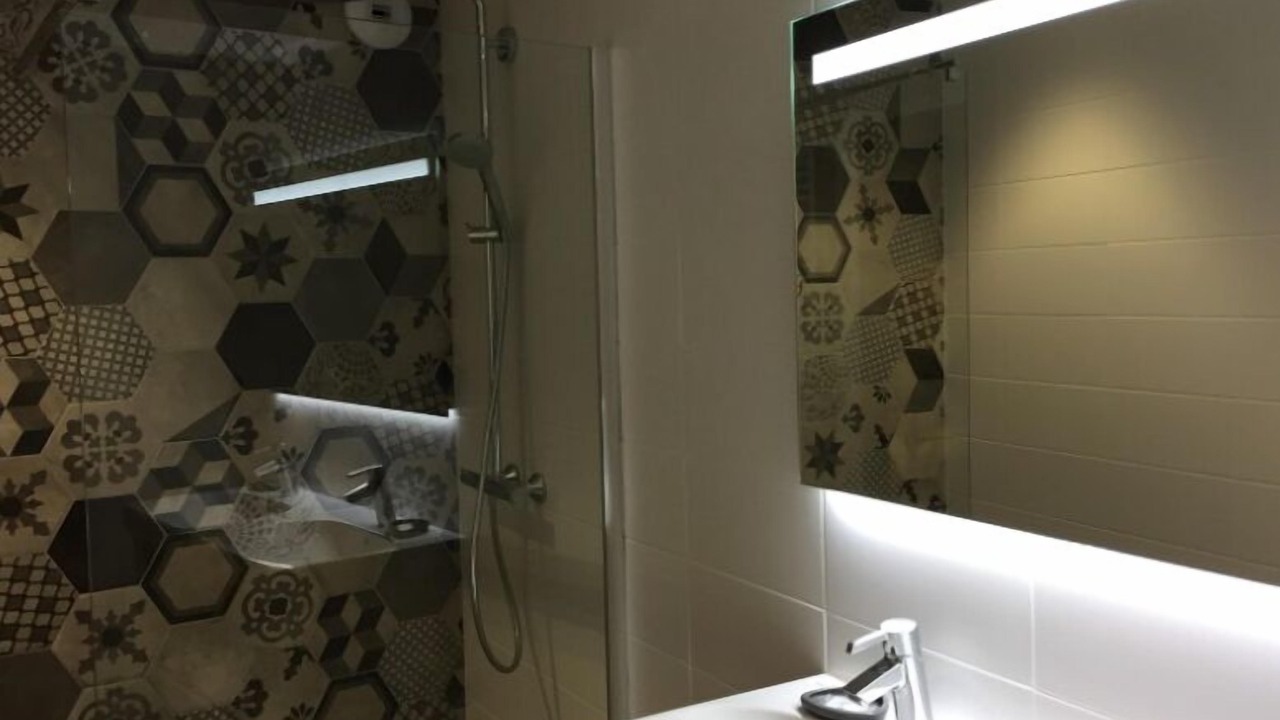 Photo of Bathroom in Courset