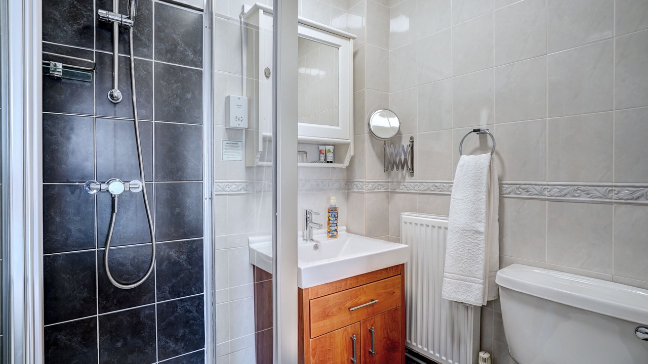 Photo of Bathroom in Neatishead