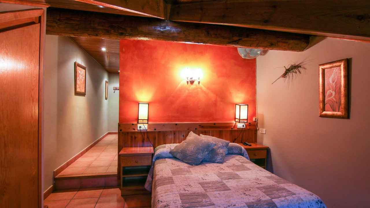 Photo of Bedroom in Altron
