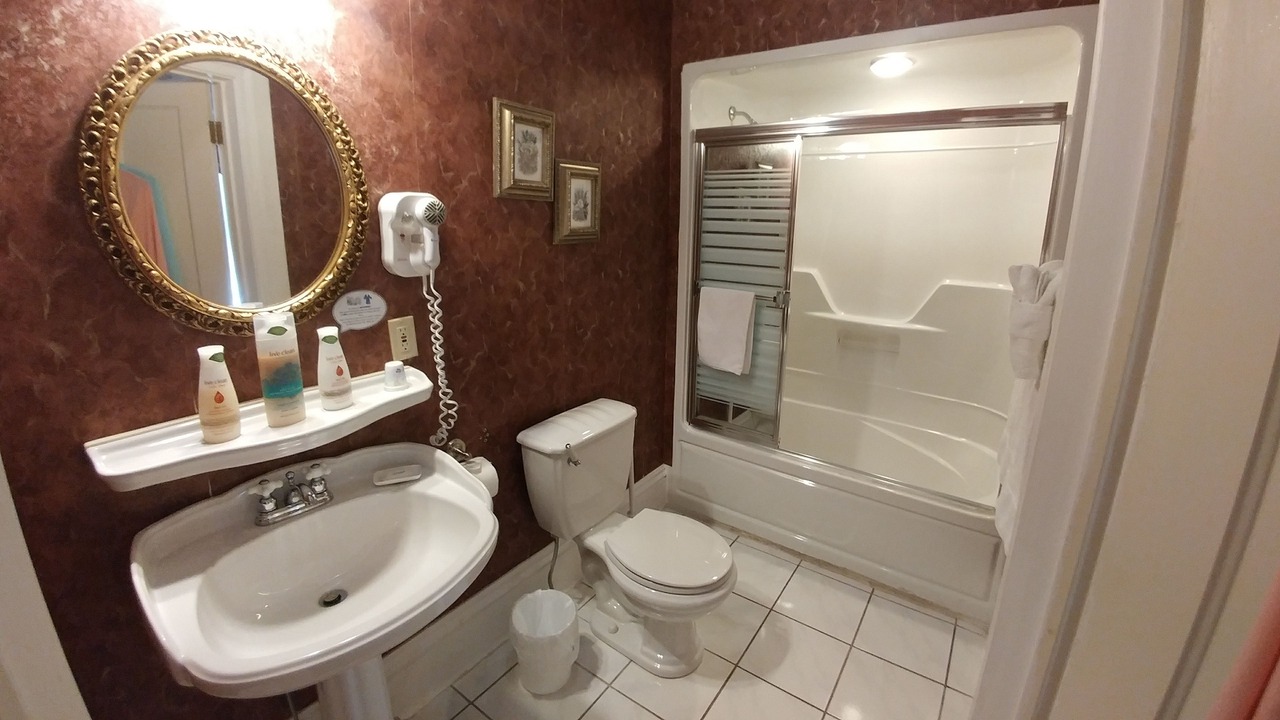 Photo of Bathroom in St. Andrews