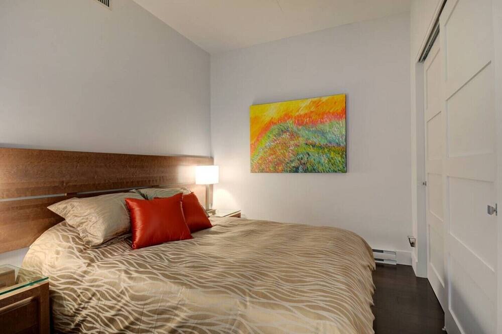 Photo of Bedroom in Saint-Jean-Baptiste