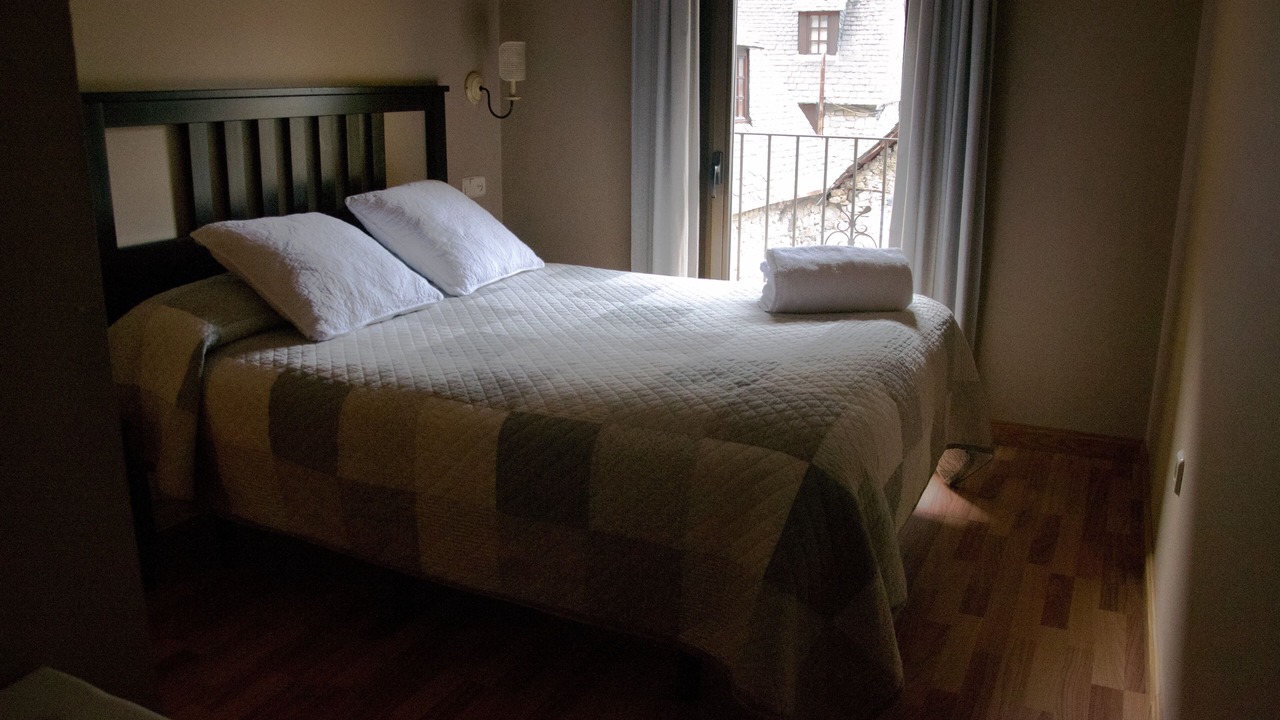 Photo of Bedroom in Tredos