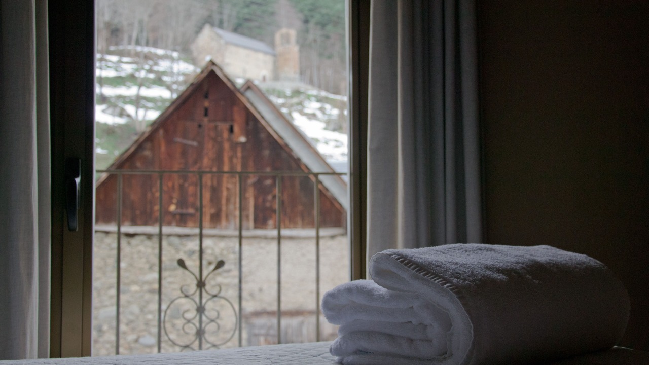 Photo of Bedroom in Tredos