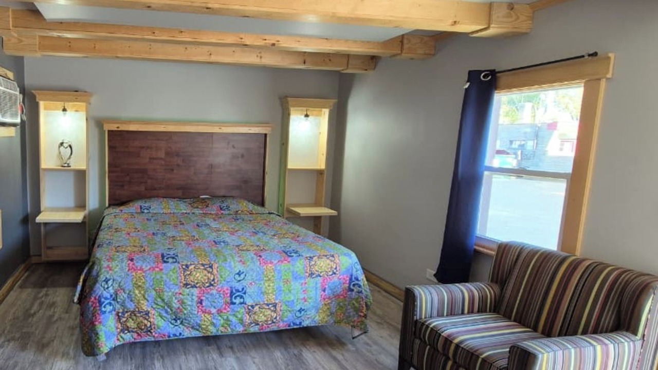 Photo of Bedroom in Des Plaines