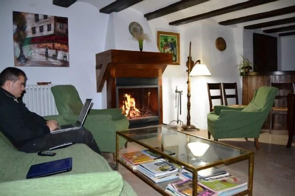 Photo of Livingroom in Villarroya de los Pinares