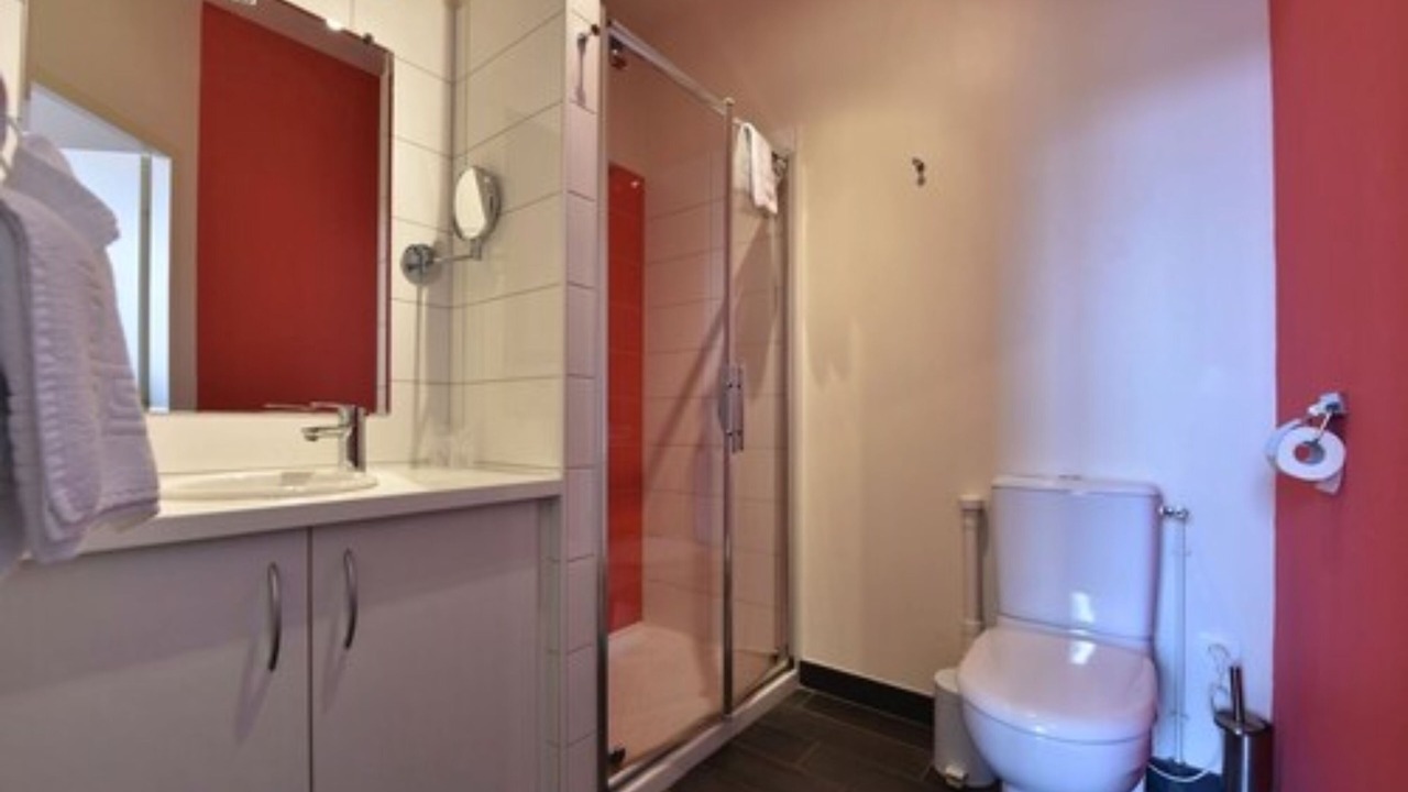 Photo of Bathroom in Navarrenx