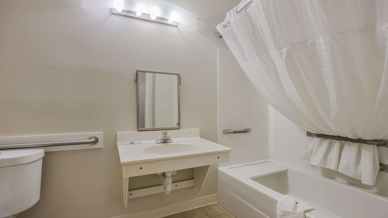 Photo of Bedroom in Moultrie