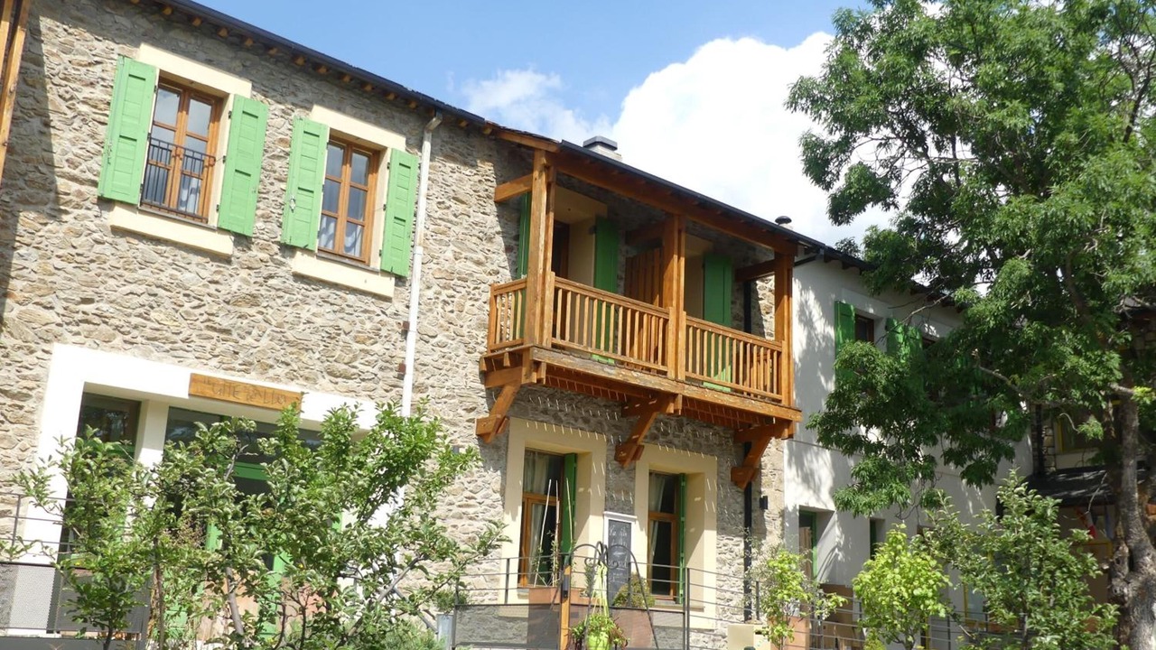 Photo of Outdoor in Llo