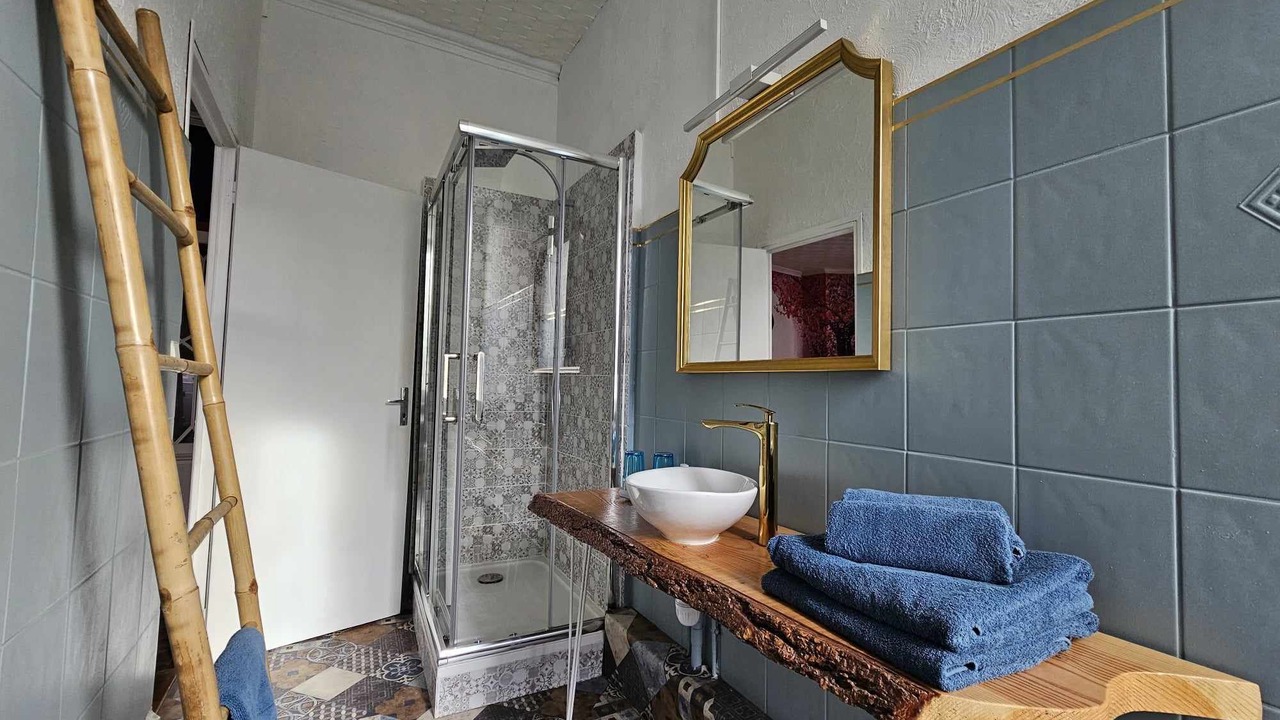 Photo of Bathroom in Labastide-Rouairoux