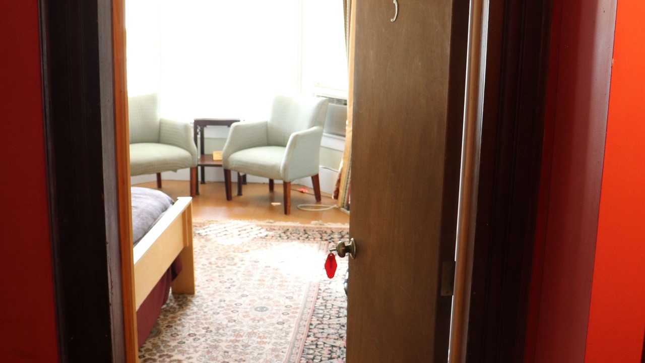 Photo of Bedroom in Roscoe