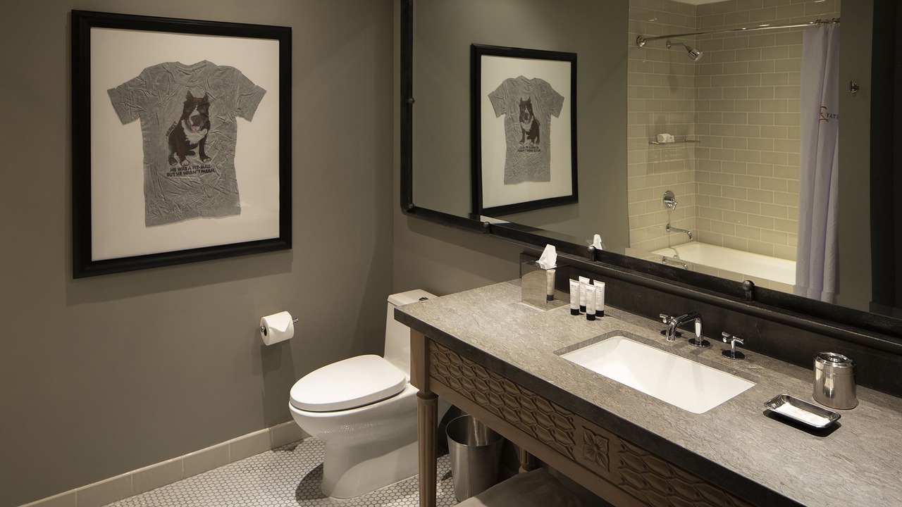 Photo of Bathroom in Warehouse District