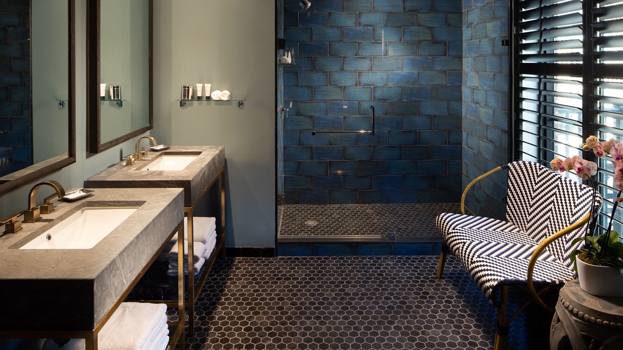 Photo of Bathroom in Warehouse District