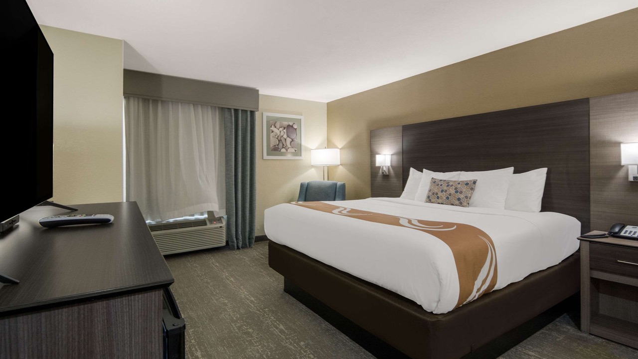 Photo of Bedroom in Roanoke