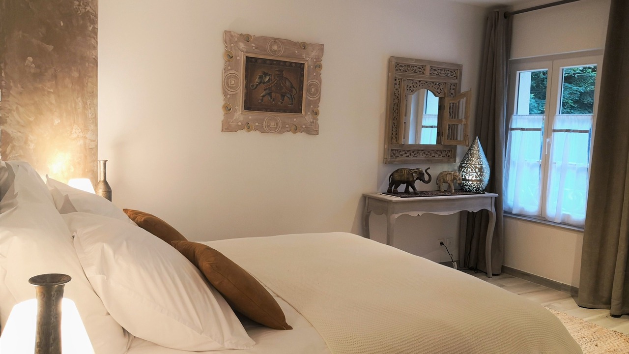 Photo of Bedroom in L'Isle-Adam