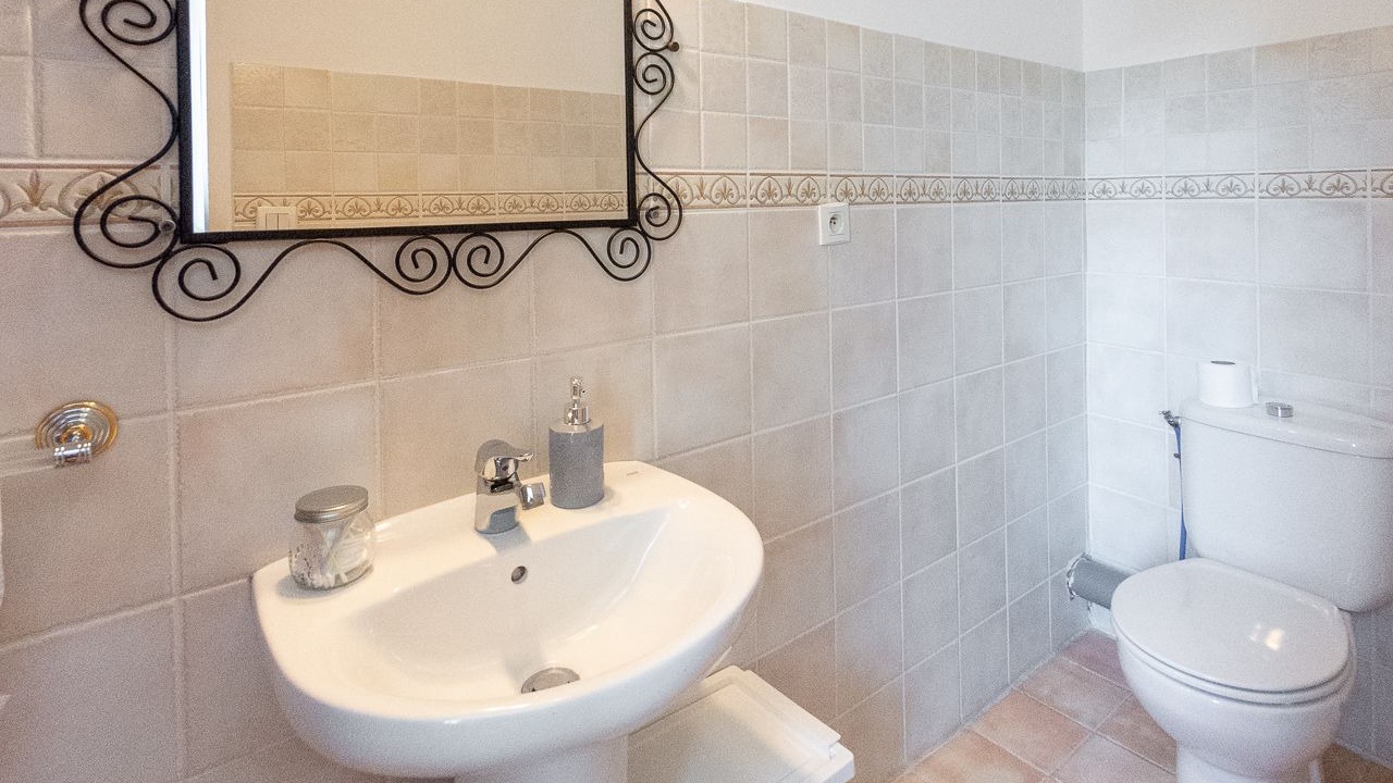 Photo of Bathroom in Capestang