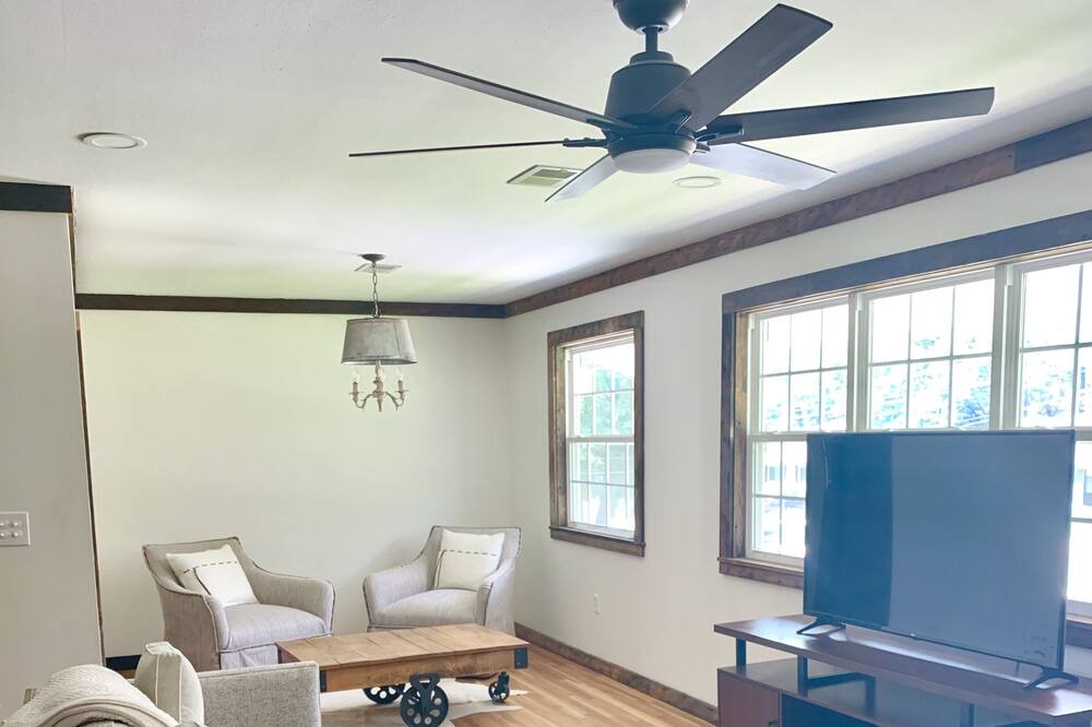 Photo of Bedroom in Hattiesburg