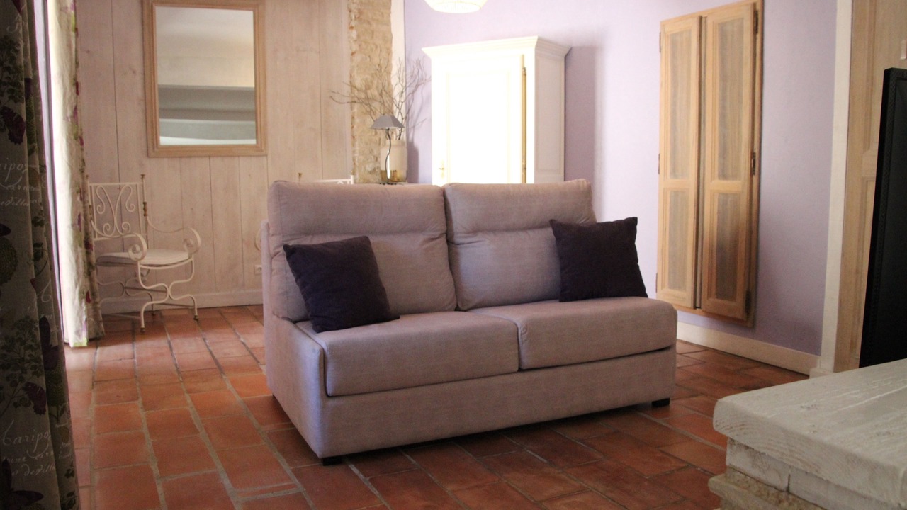 Photo of Others in Murs