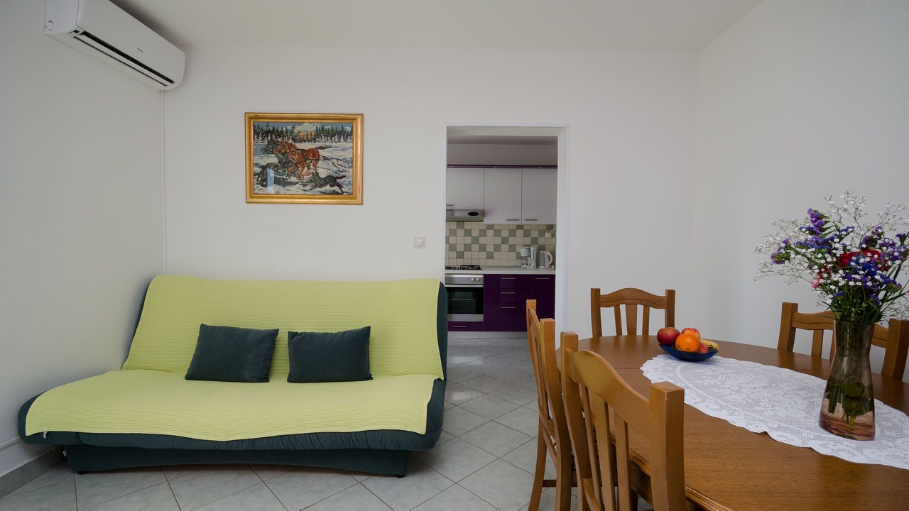 Photo of Livingroom in Rab Town