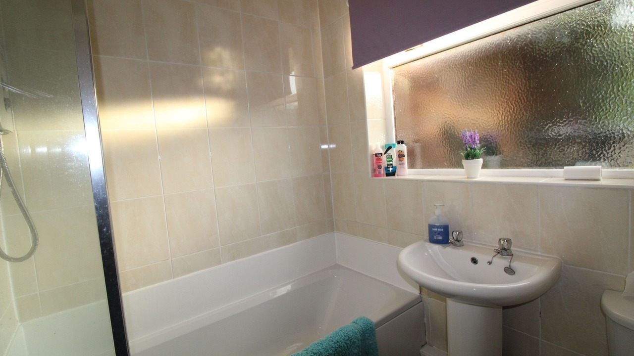 Photo of Bathroom in Heanor