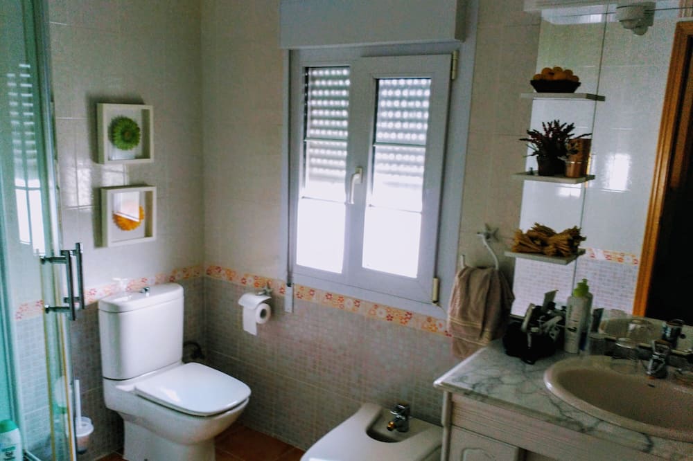 Photo of Bathroom in Carranque