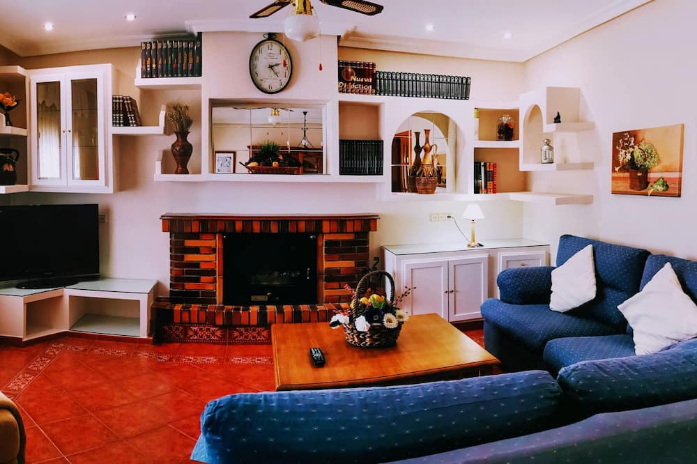 Photo of Livingroom in Carranque