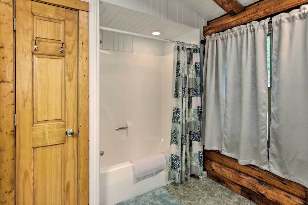 Photo of Bathroom in Coon Rapids