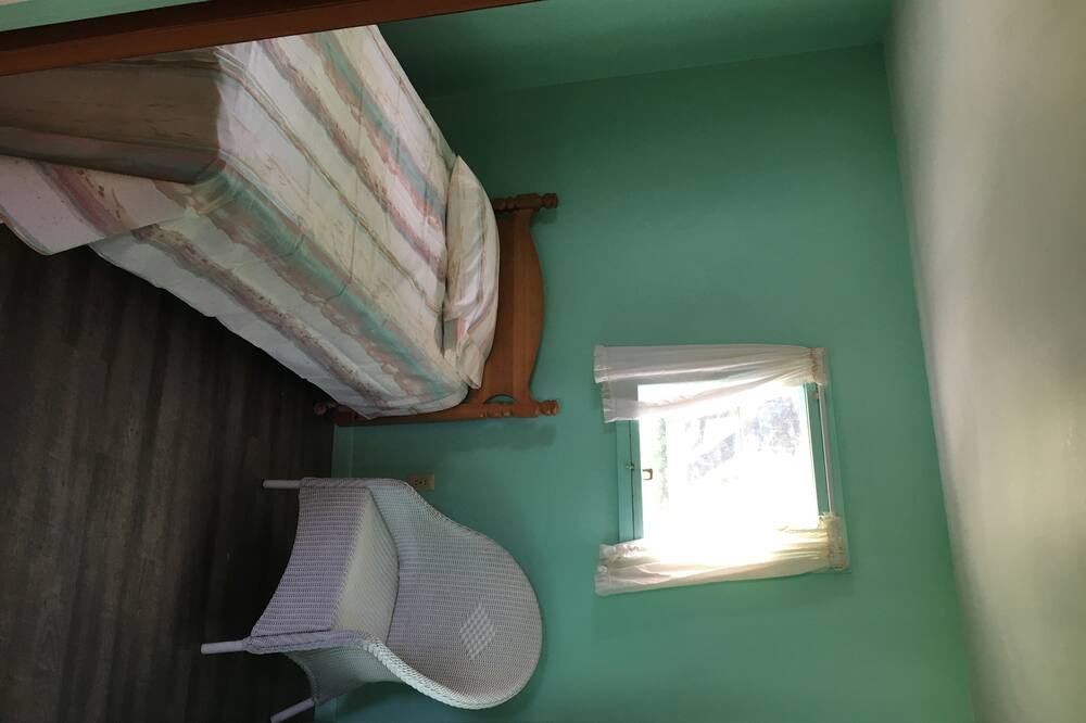 Photo of Bedroom in Wellesley Island