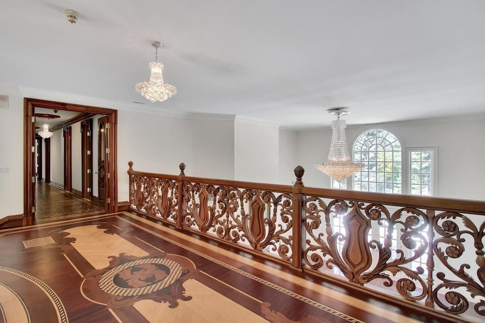 Photo of Others in Livingston