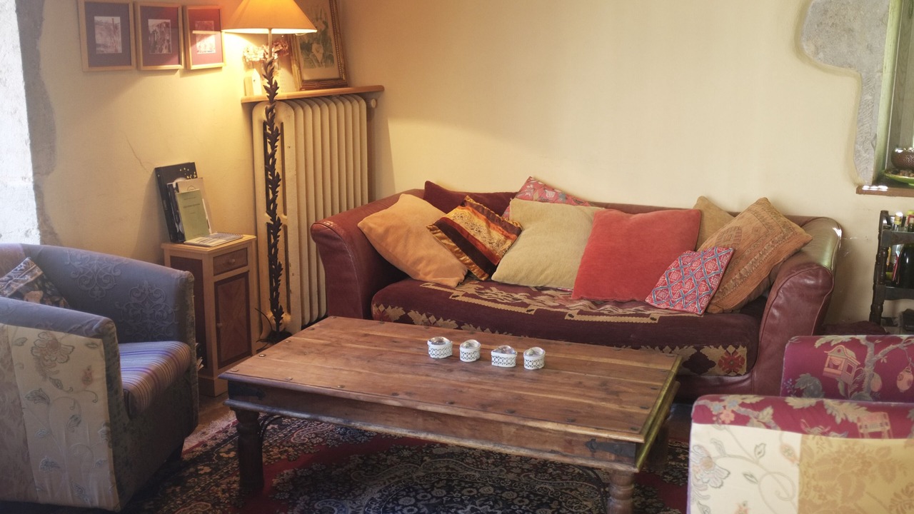 Photo of Livingroom in Lantenne-Vertiere