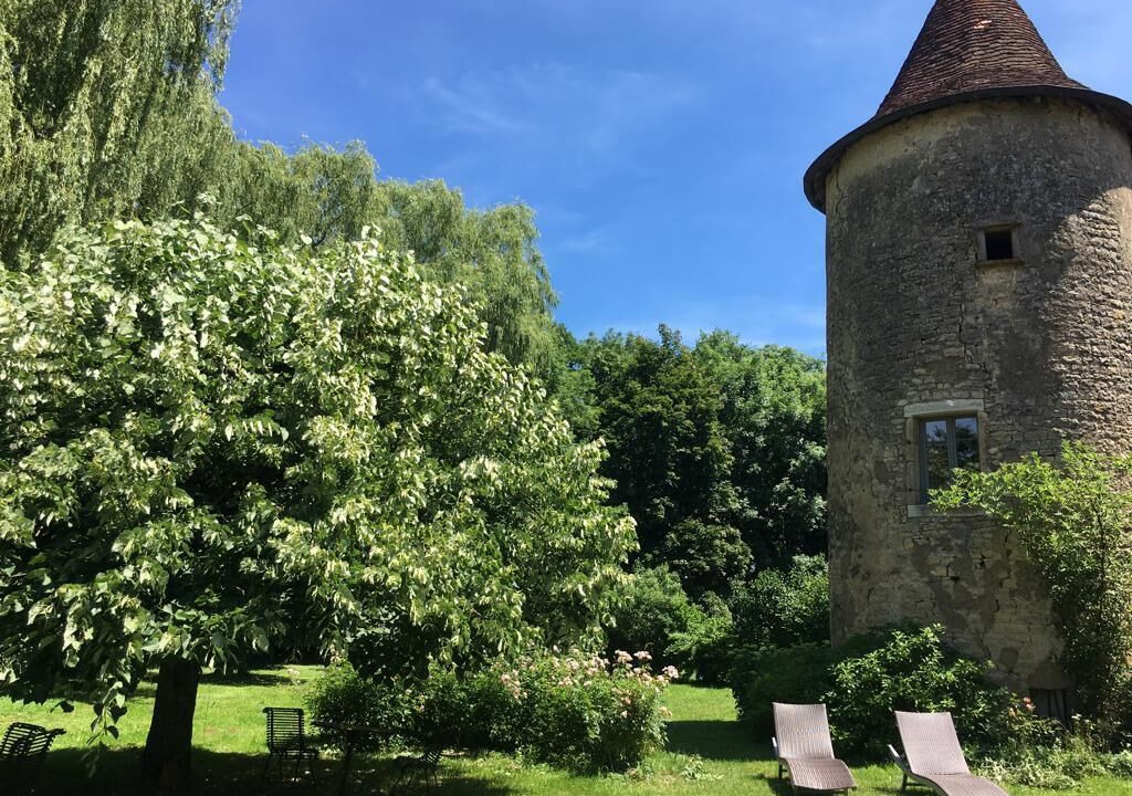 Photo of Outdoor in Lantenne-Vertiere