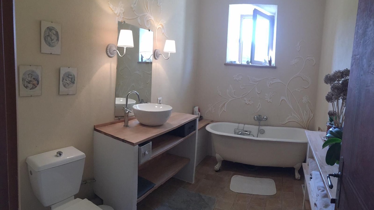 Photo of Others in Lantenne-Vertiere