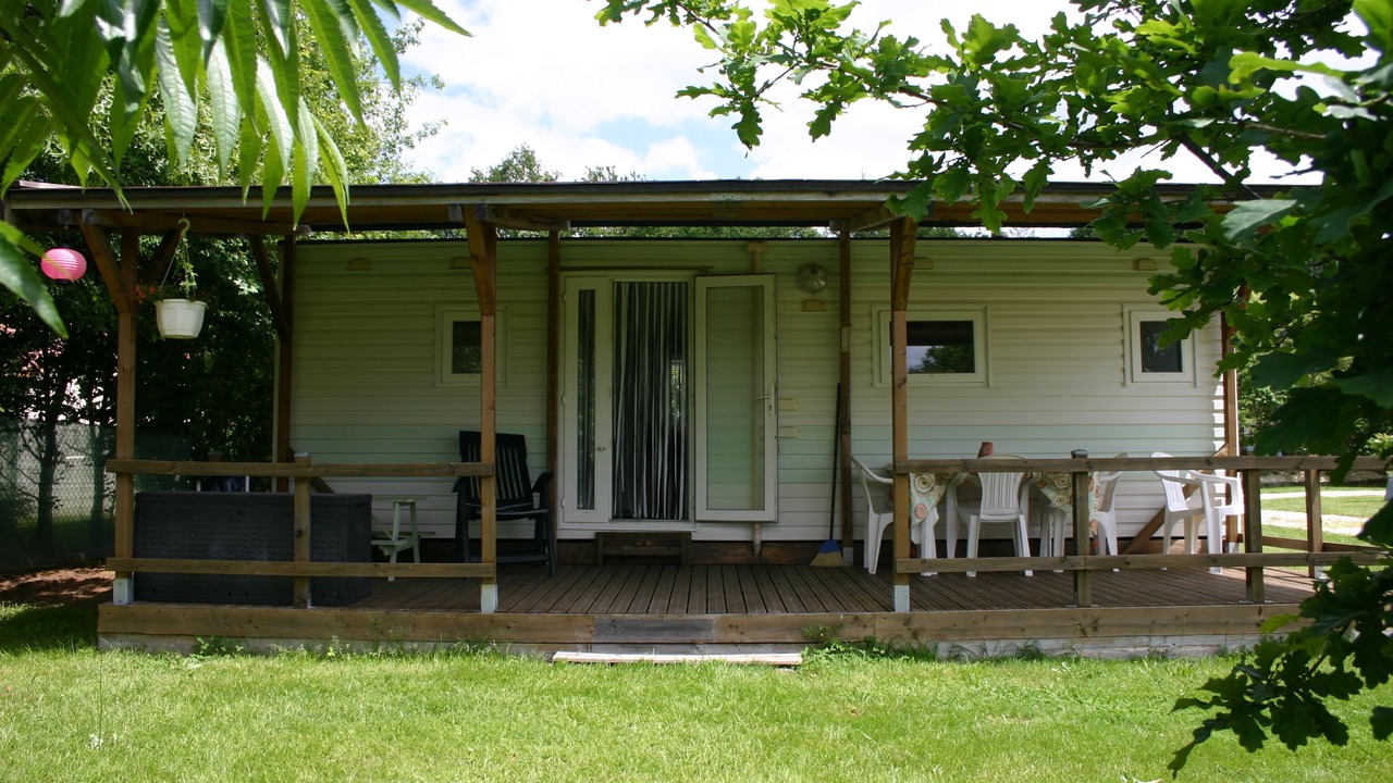 Photo of Patio Balcony in Saint-Jory-de-Chalais