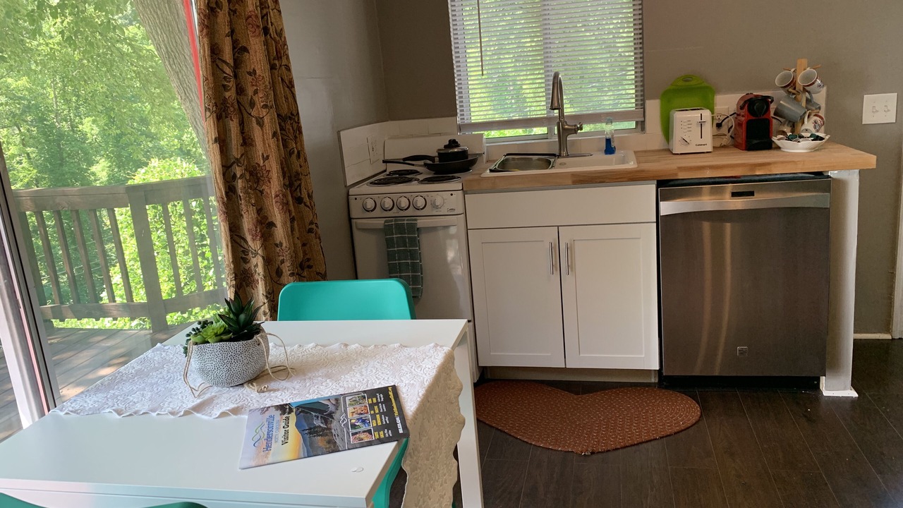 Photo of Kitchen in Chimney Rock