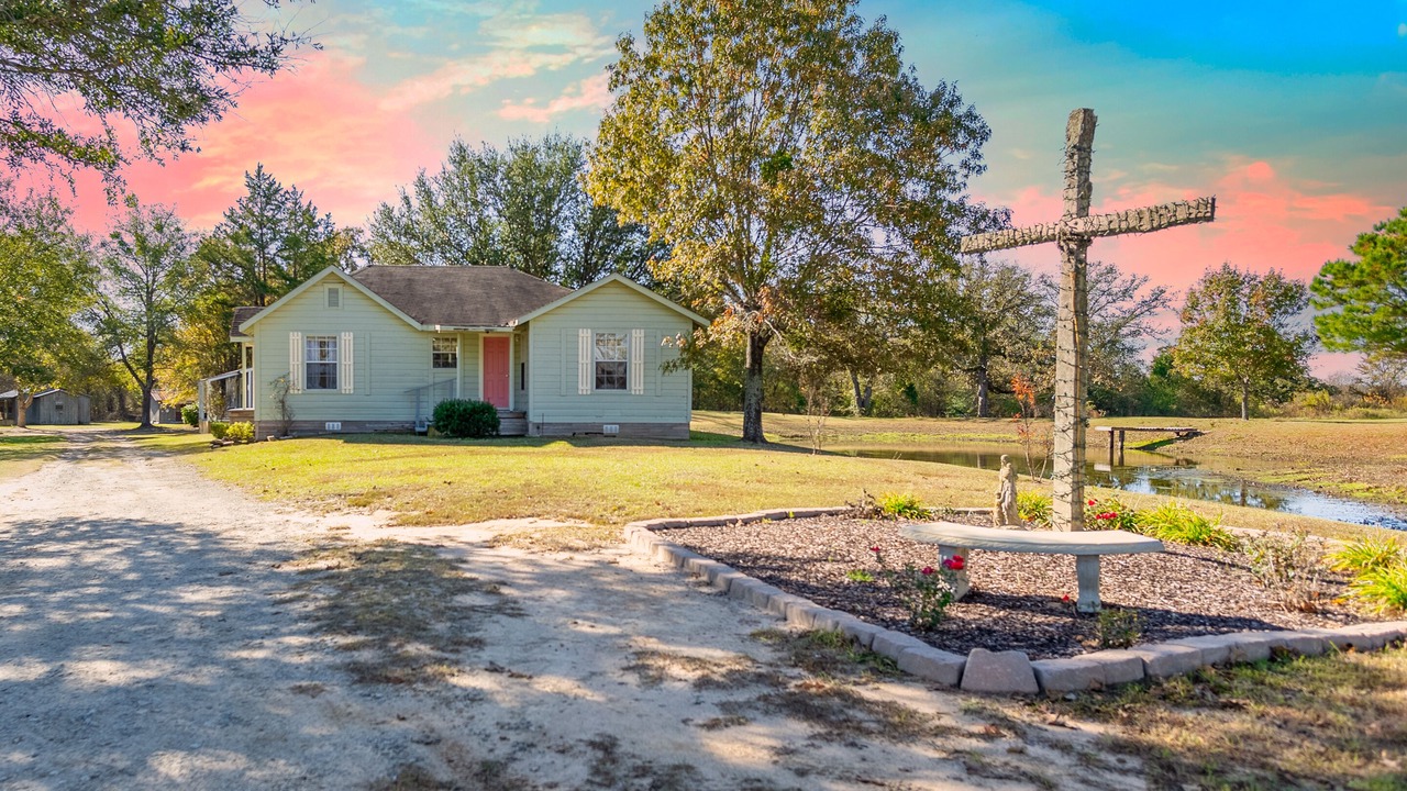Photo of Outdoor in Grand Saline