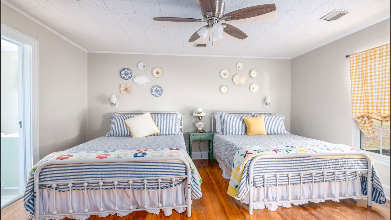 Photo of Bedroom in Grand Saline