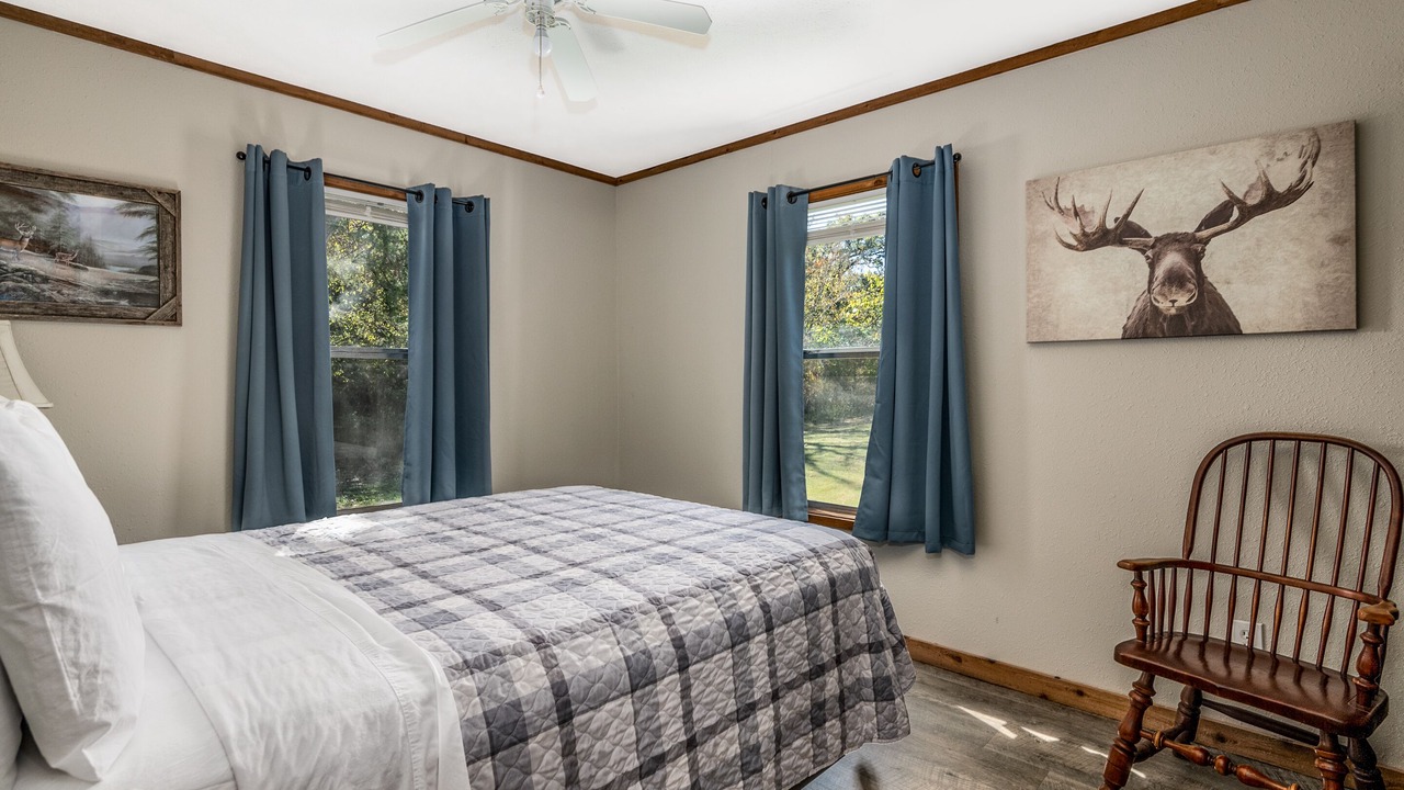 Photo of Bedroom in Grand Saline