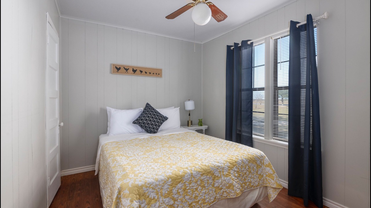 Photo of Bedroom in Grand Saline