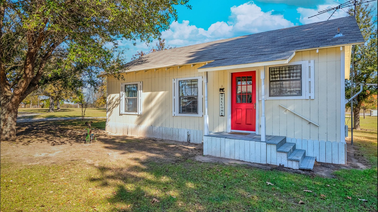 Photo of Outdoor in Grand Saline