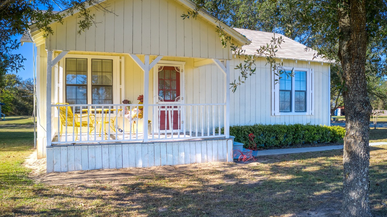 Photo of Outdoor in Grand Saline