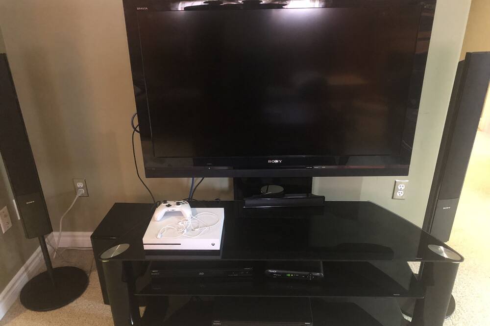 Photo of Bedroom in Massey Drive