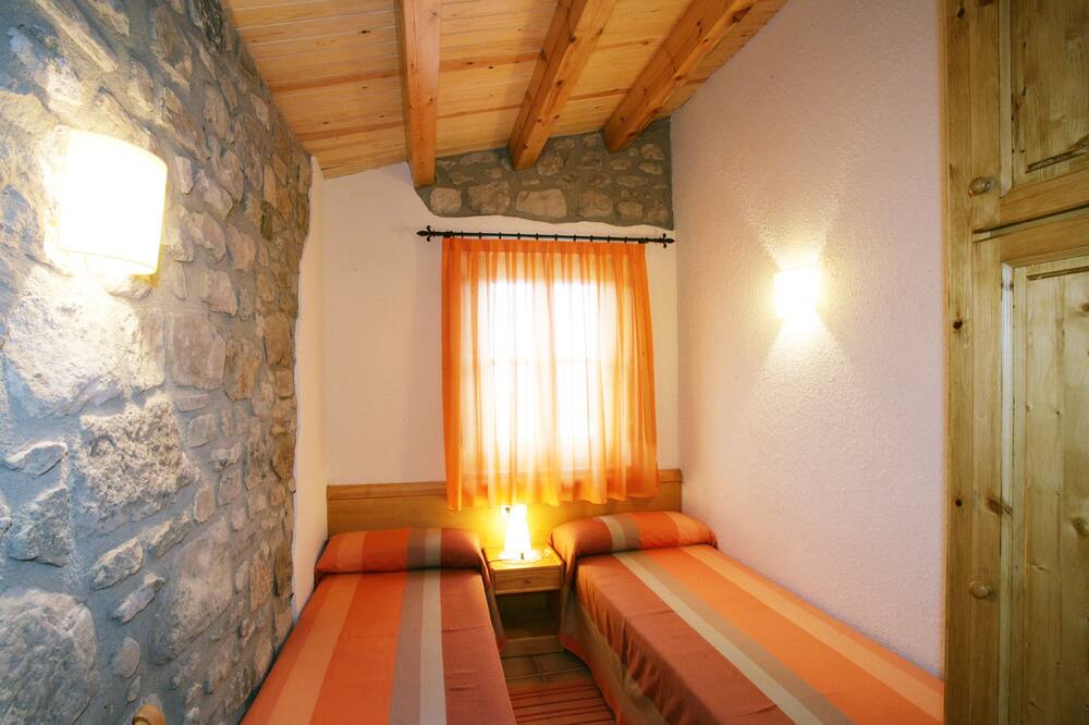 Photo of Bedroom in Naves