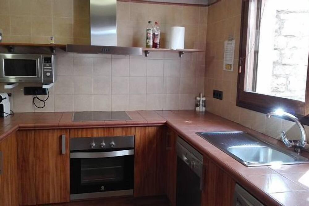 Photo of Kitchen in Montfalco Murallat