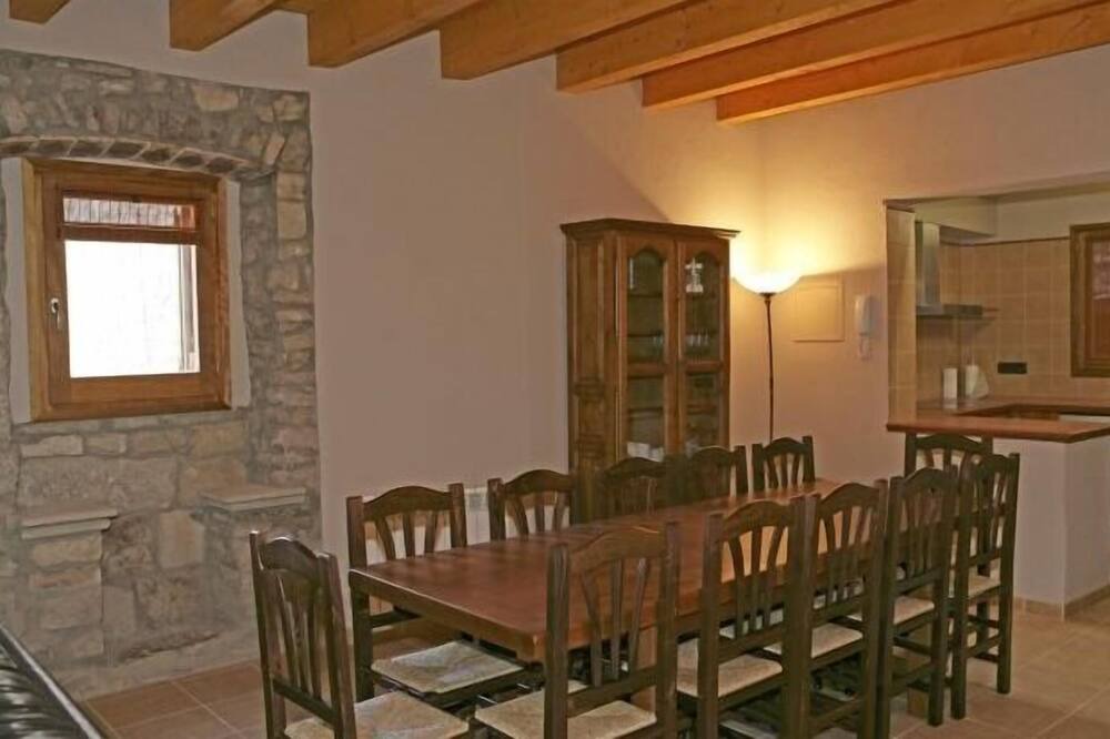 Photo of Kitchen in Montfalco Murallat