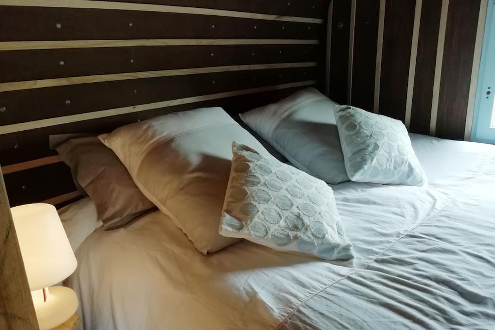 Photo of Bedroom in Baguer-Pican
