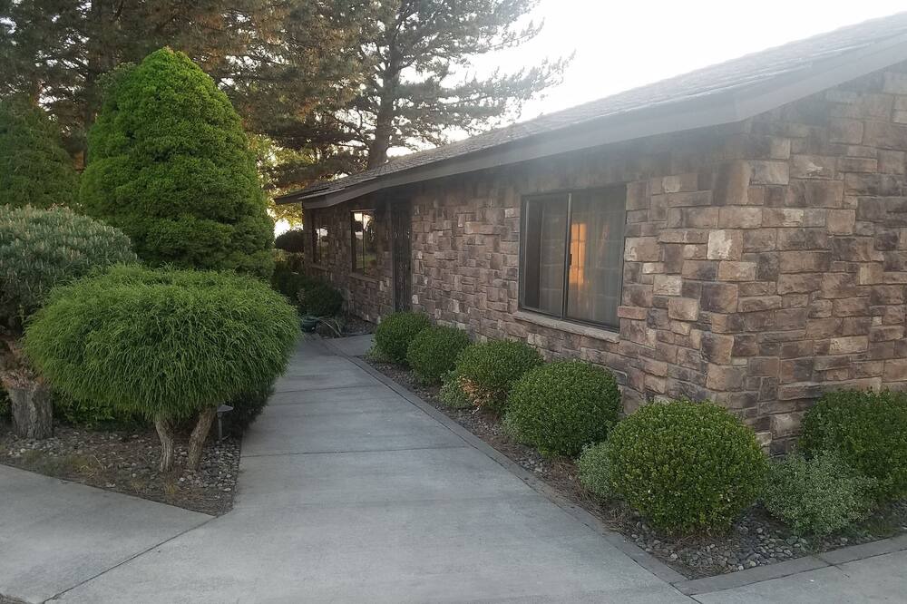 Photo of Outdoor in Eltopia