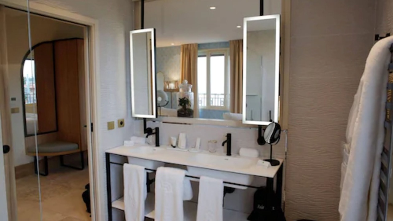Photo of Bathroom in Bandol