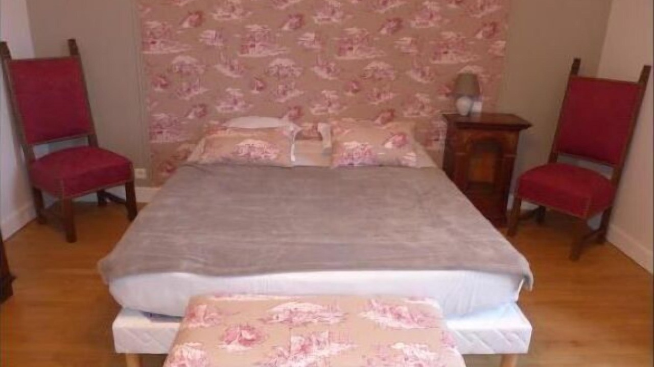 Photo of Bedroom in Langres