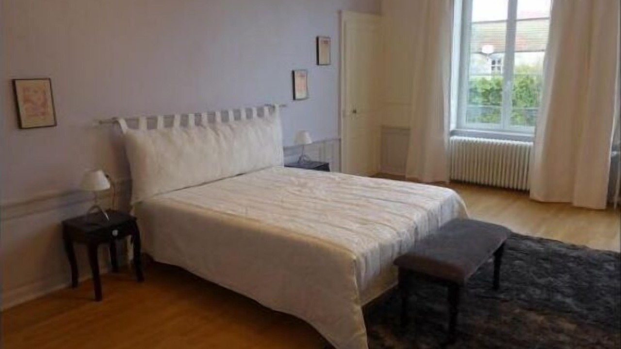 Photo of Bedroom in Langres