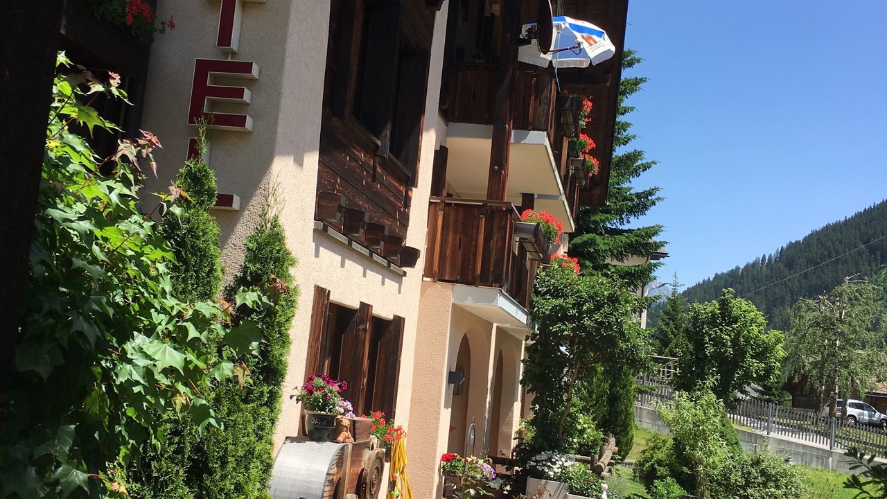 Photo of Outdoor in Tujetsch